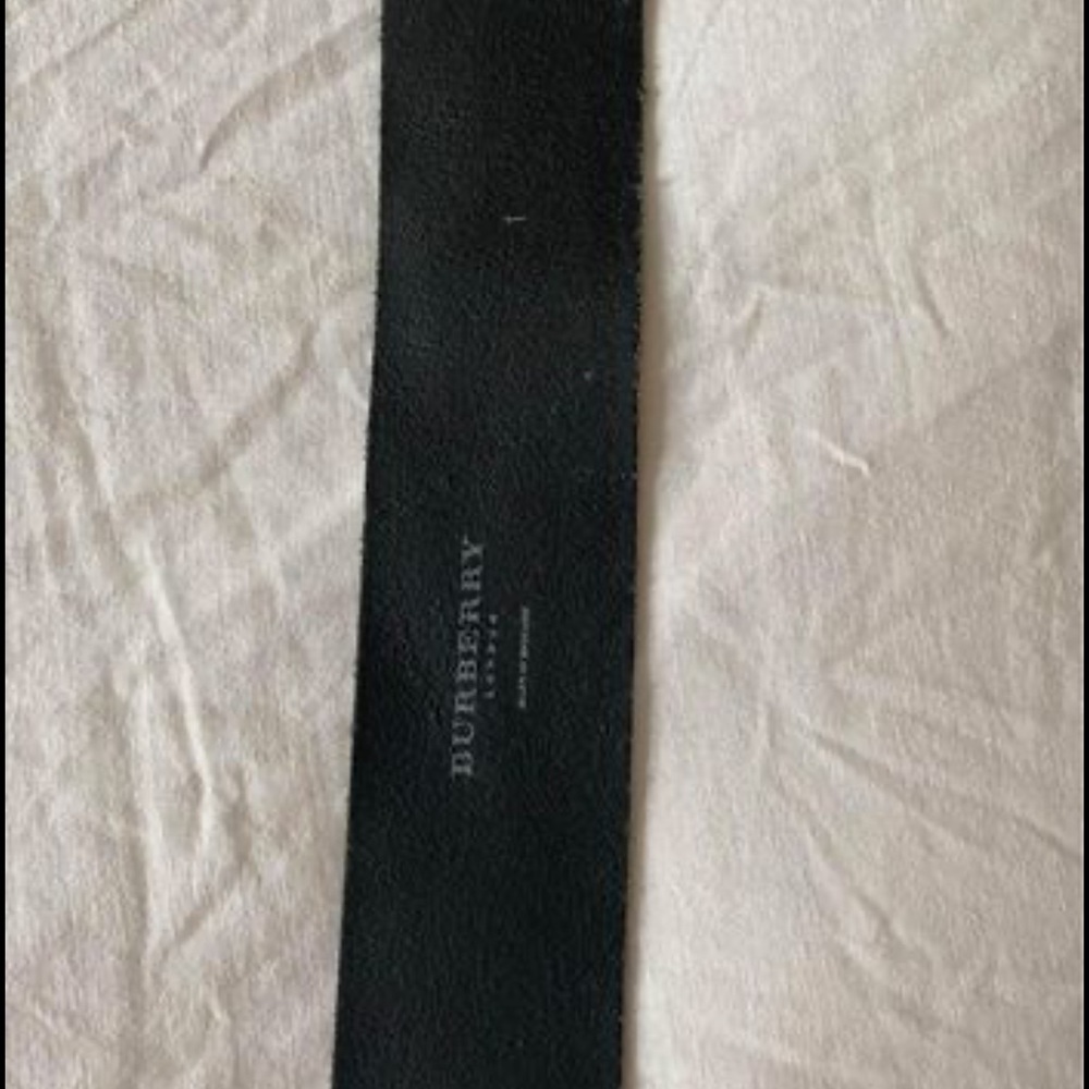 Black Burberry belt